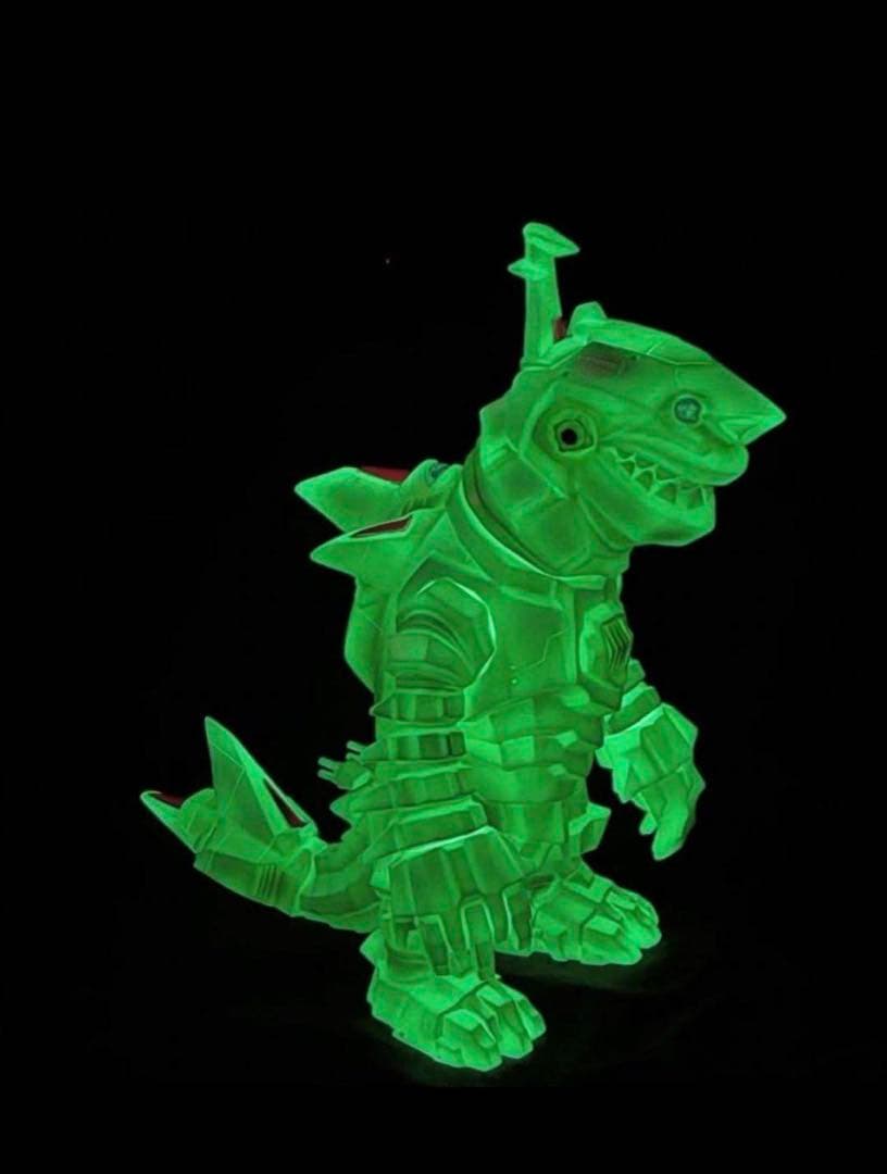 カ*ク様 恐ろしハンター バイオニック　メカイサンダー　フィギュア　メディコムト