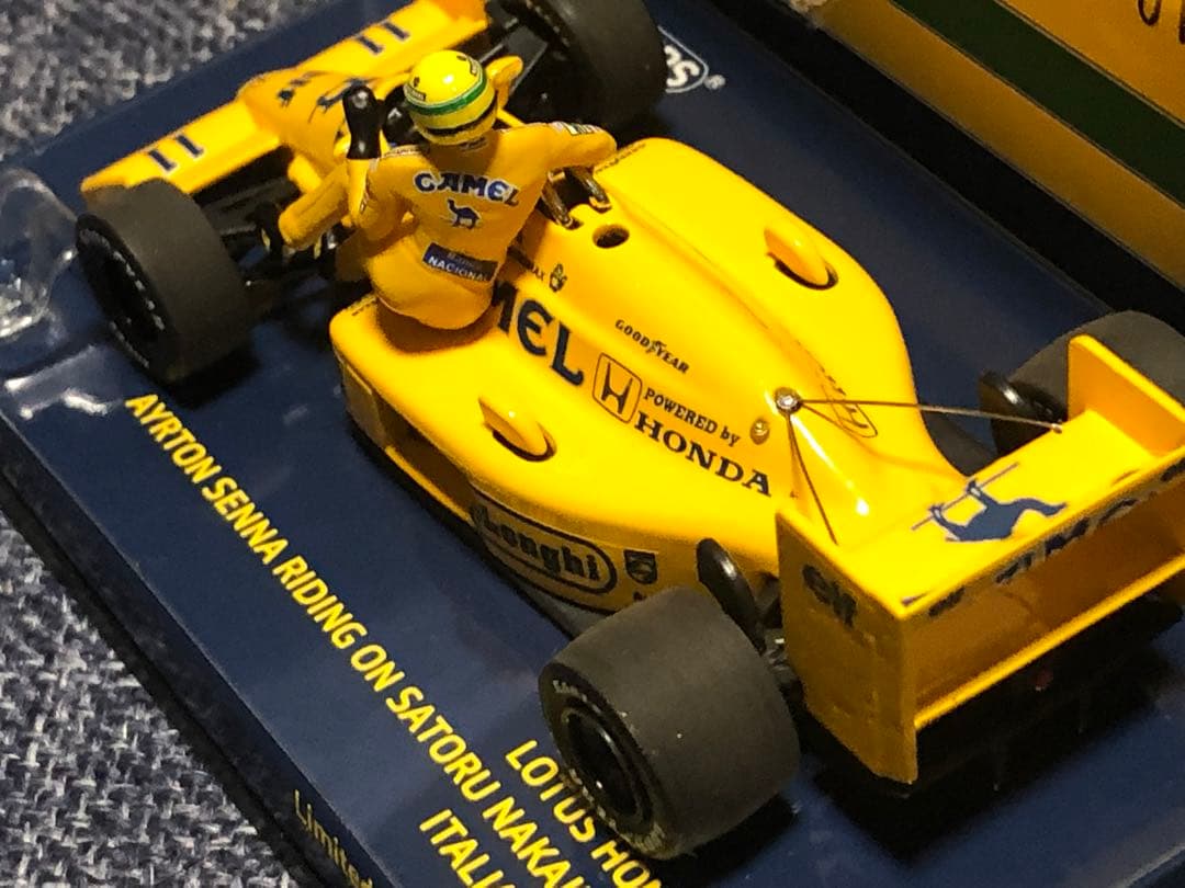 1/43 ロータス99t ライドオン　セナ　イタリアGP 中嶋悟