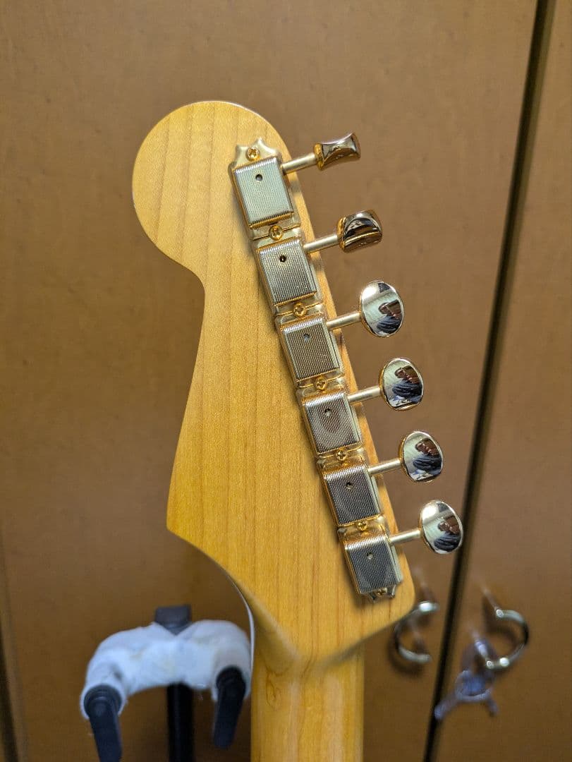 VanZandt STV-R3 white blonde ゴールドパーツ