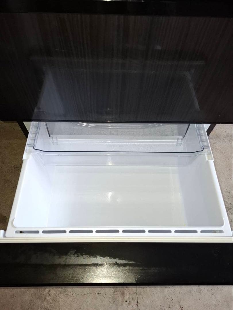 AQUA ノンフロン冷凍冷蔵庫　AQR-SV27P