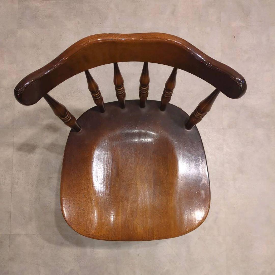 ウィンザーチェア　キツツキ　木製　アンティーク調