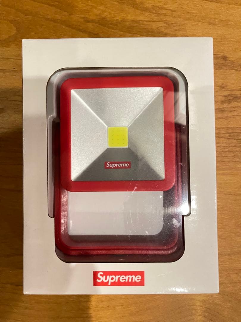 supreme 小物とノベルティ　８点セットで！