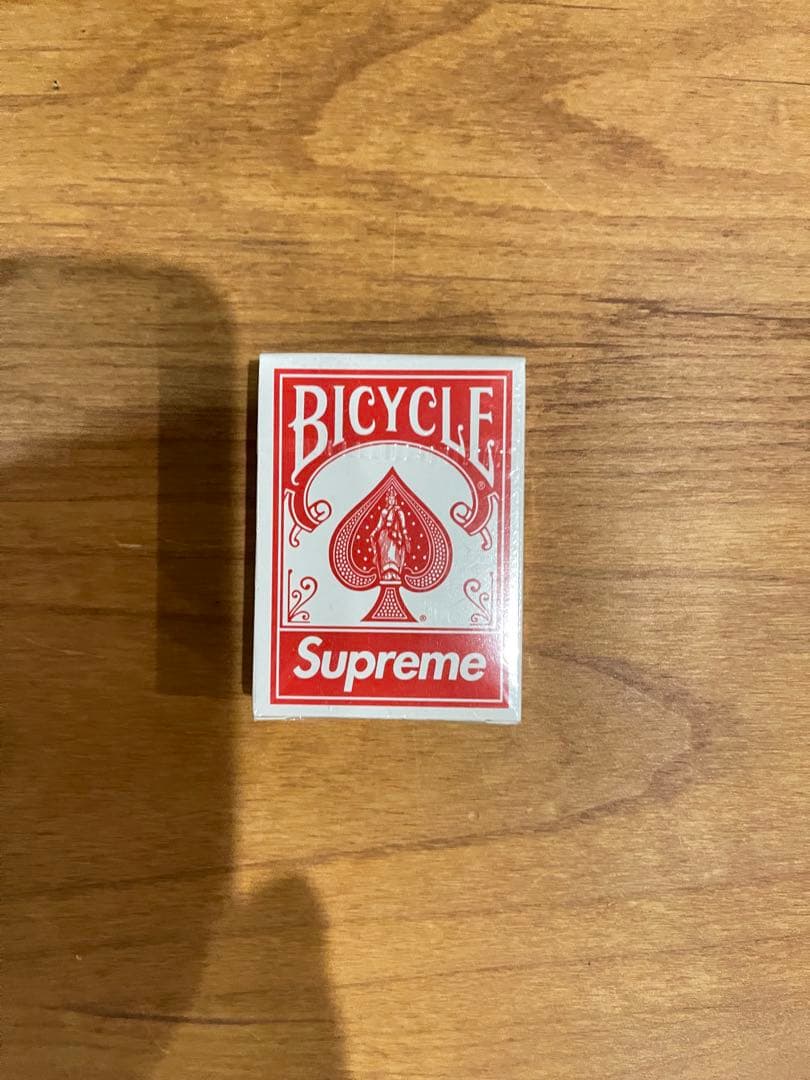 supreme 小物とノベルティ　８点セットで！