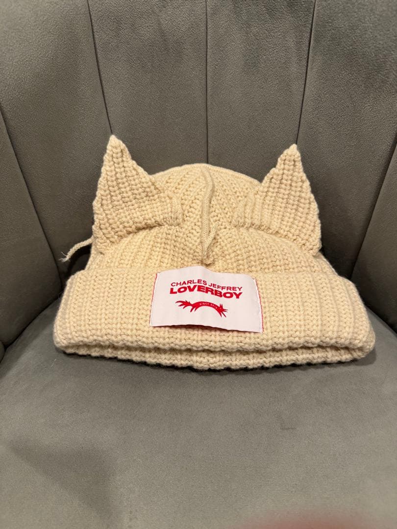 CHARLES JEFFREY LOVERBOYキツネ耳（猫耳）ニット帽
