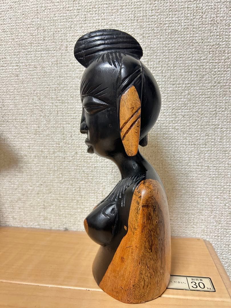 EXPO関西万博大阪　セネガルパビリオン　クイーン彫刻作品置物黒檀コクタン