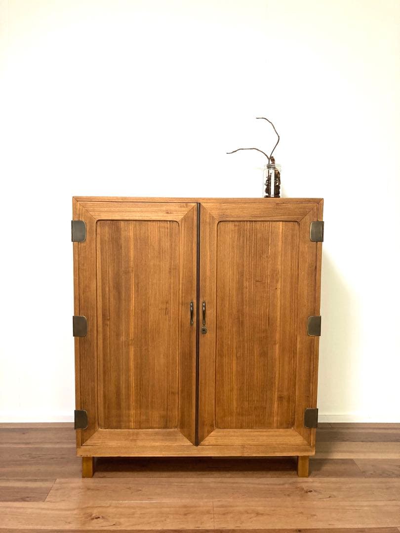 【メンテ込】アンティークのキャビネット　引出し6杯　総桐　木脚付