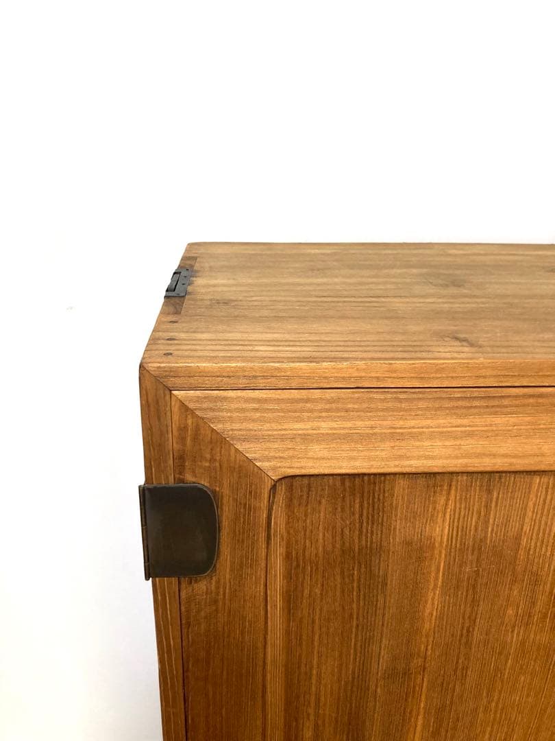 【メンテ込】アンティークのキャビネット　引出し6杯　総桐　木脚付