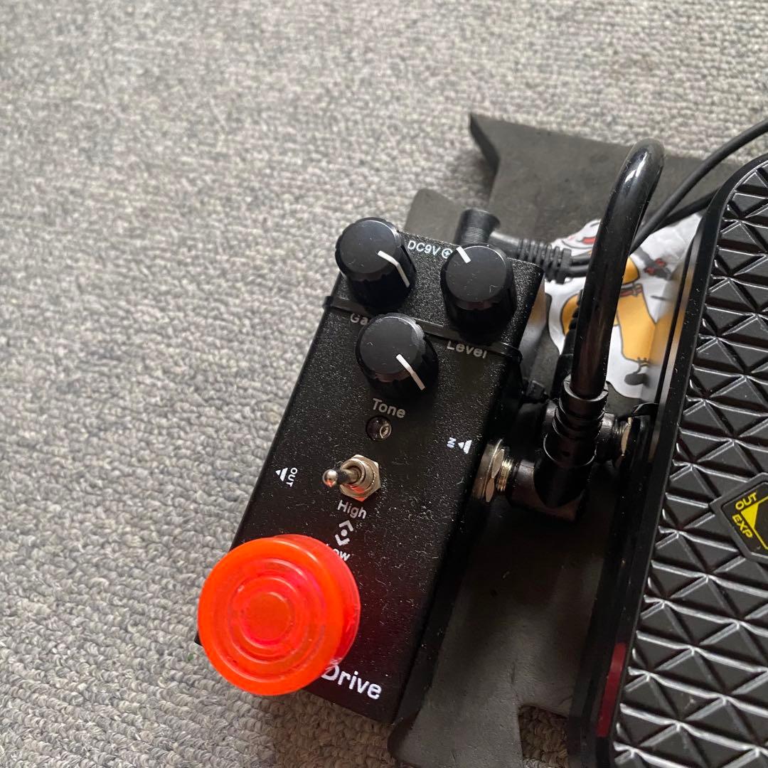 コンパクトエフェクターボード。ボリュームペダル 歪み チューナー ワウ