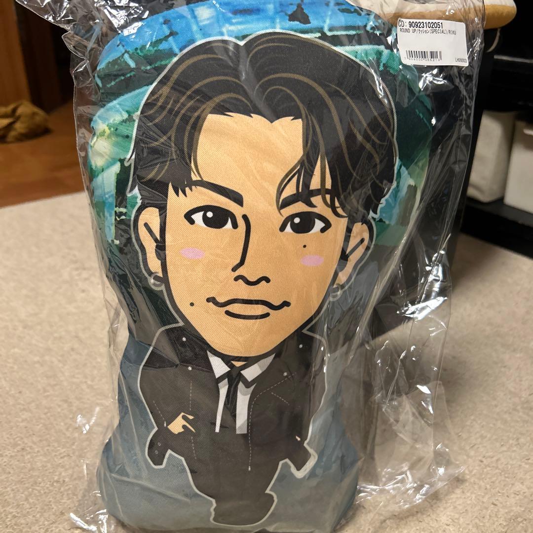 riku クッション