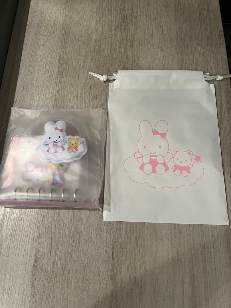 日本未発売 完売品 シール帳