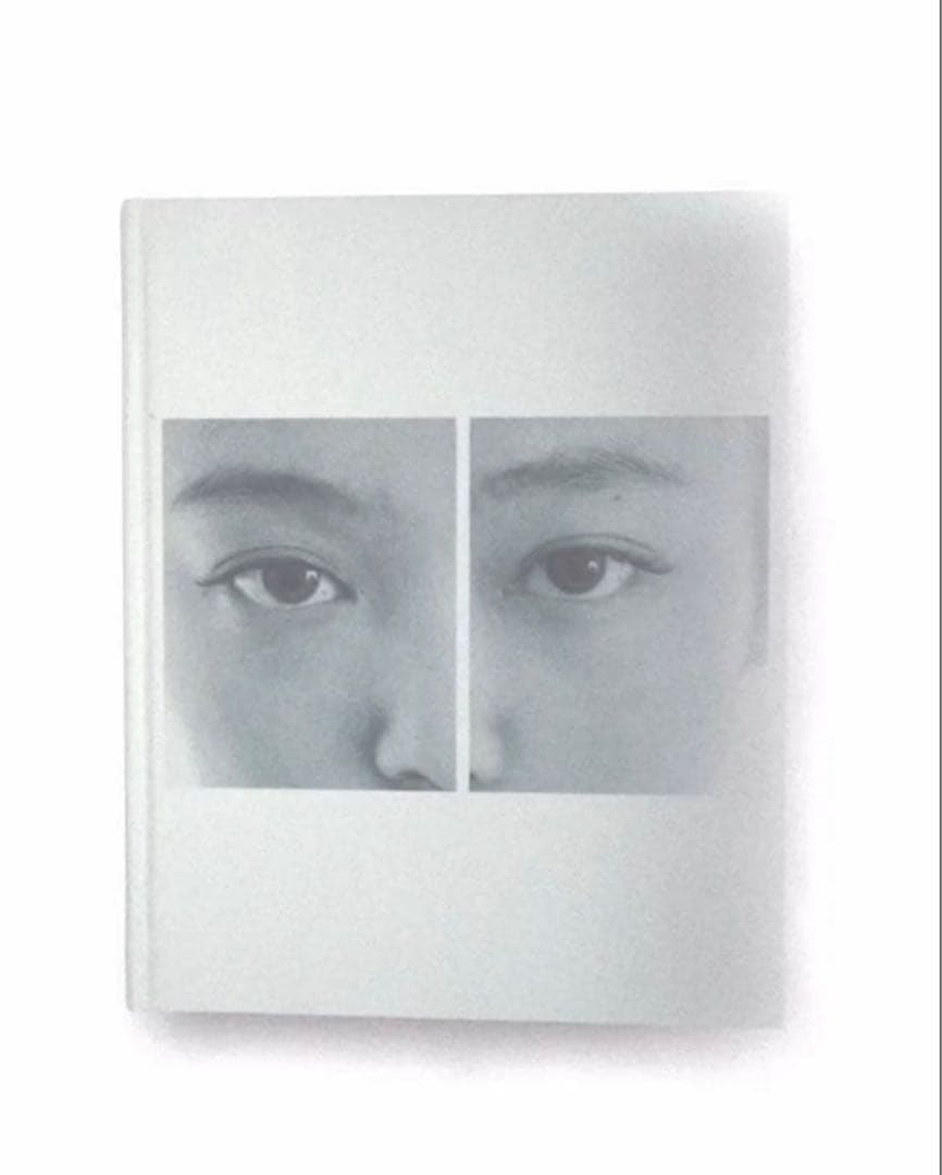 アイドル JENNIE <J2NNI5> Photobook First Edition