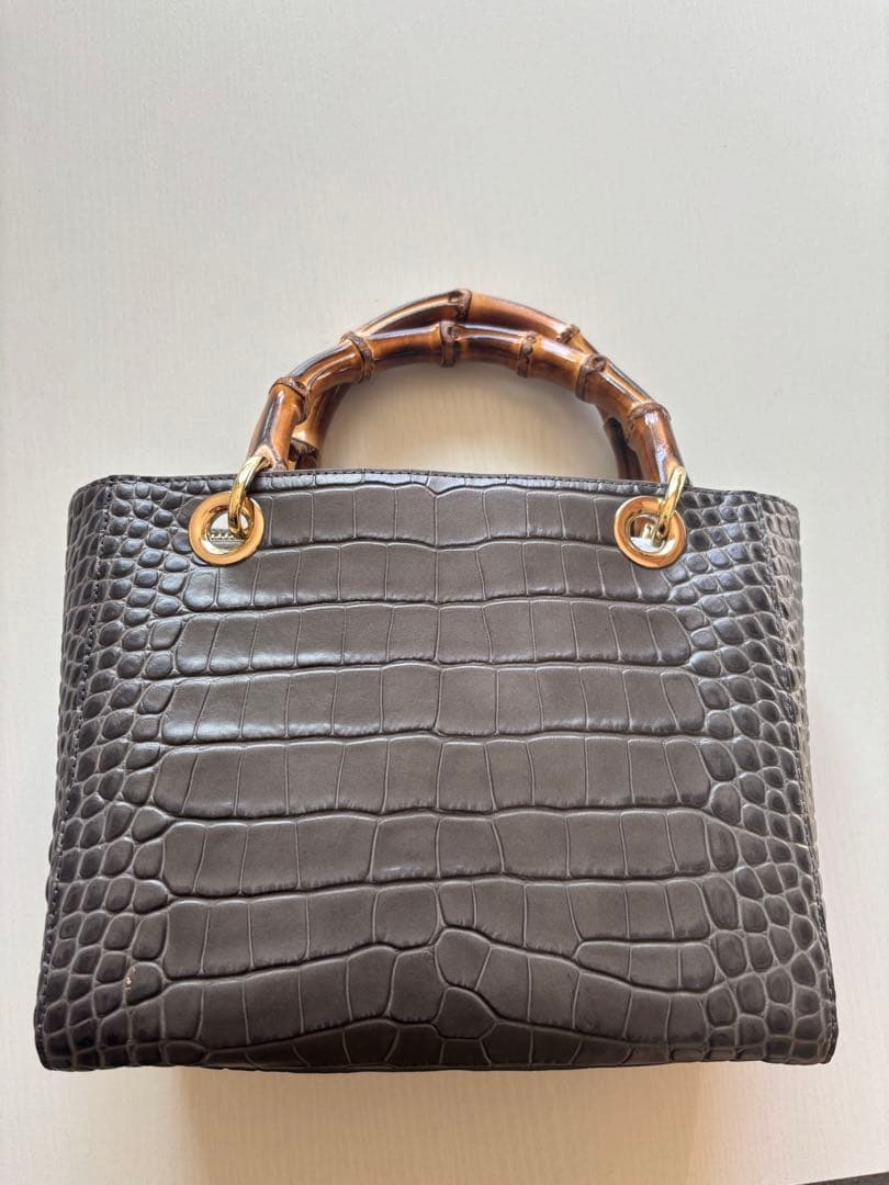 クロコダイル風 牛革バッグ