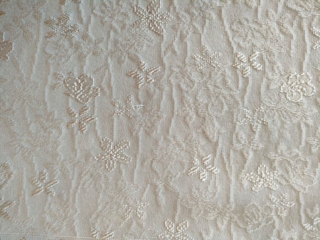 【皇室献上工場謹製】着物　色無地　愛子様お印　ゴヨウツツジ柄　美品