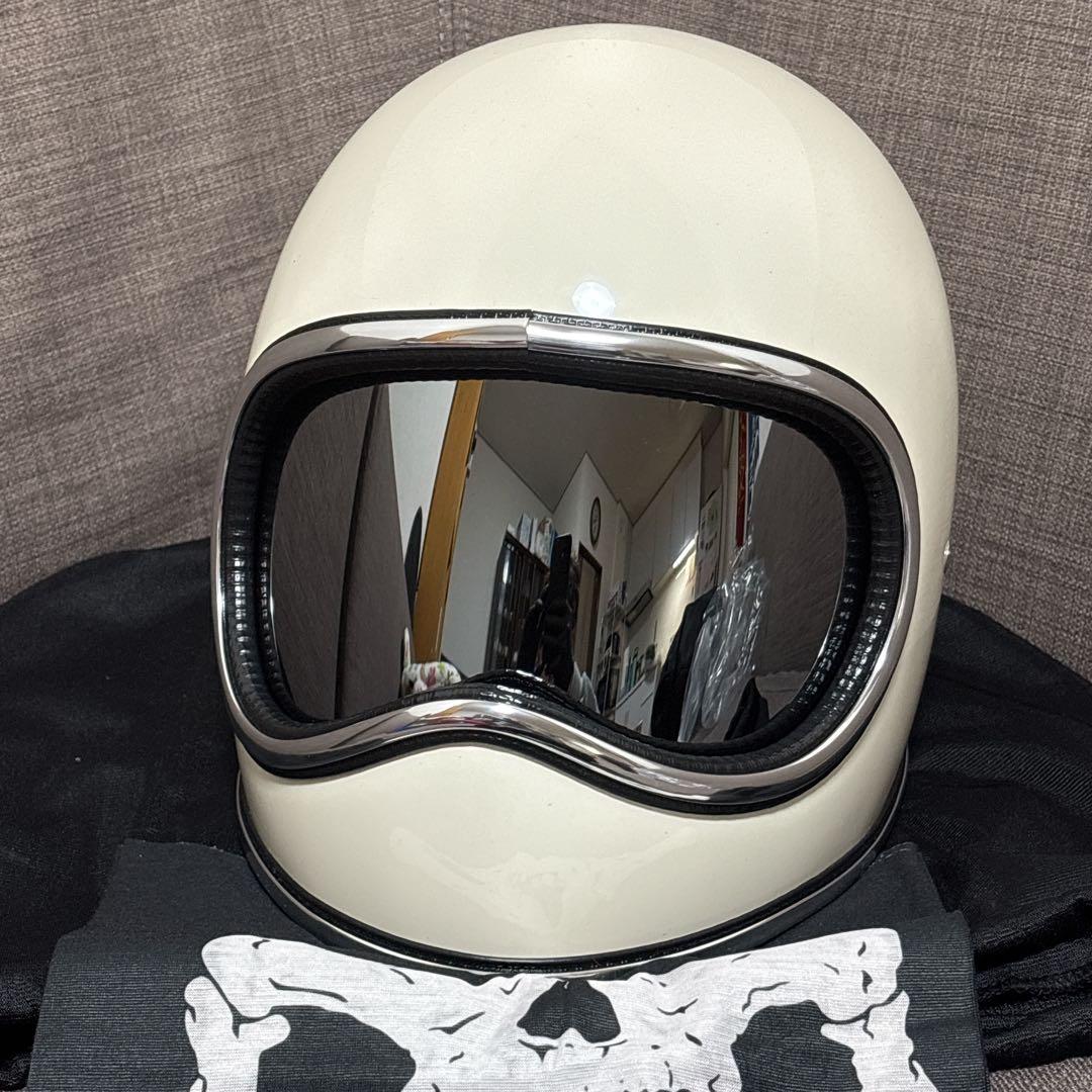 新品　スペースヘルメットXLサイズ　ホワイト　ゴーグル、ケース付きnobudz風