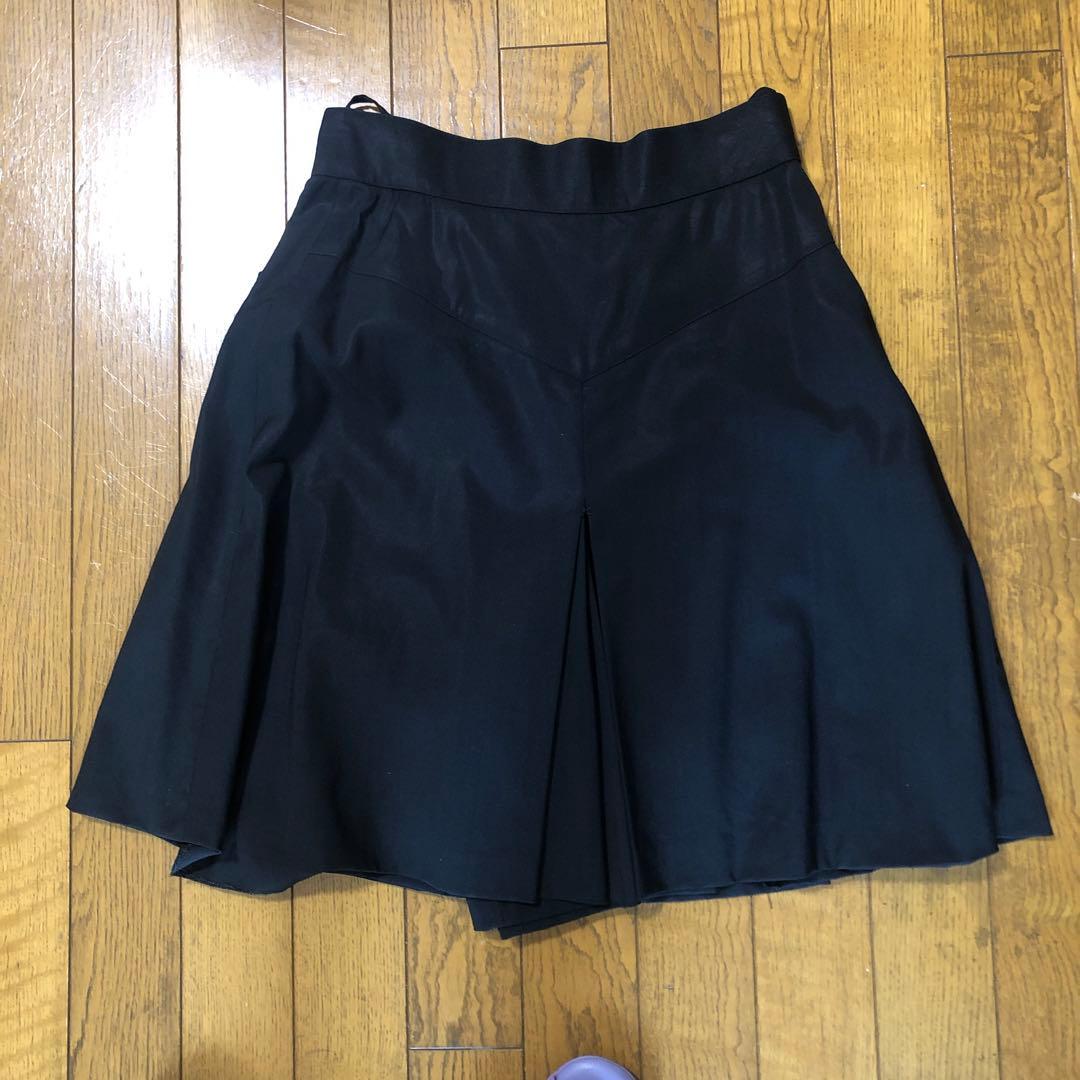 シャネルロゴボタンキュロット