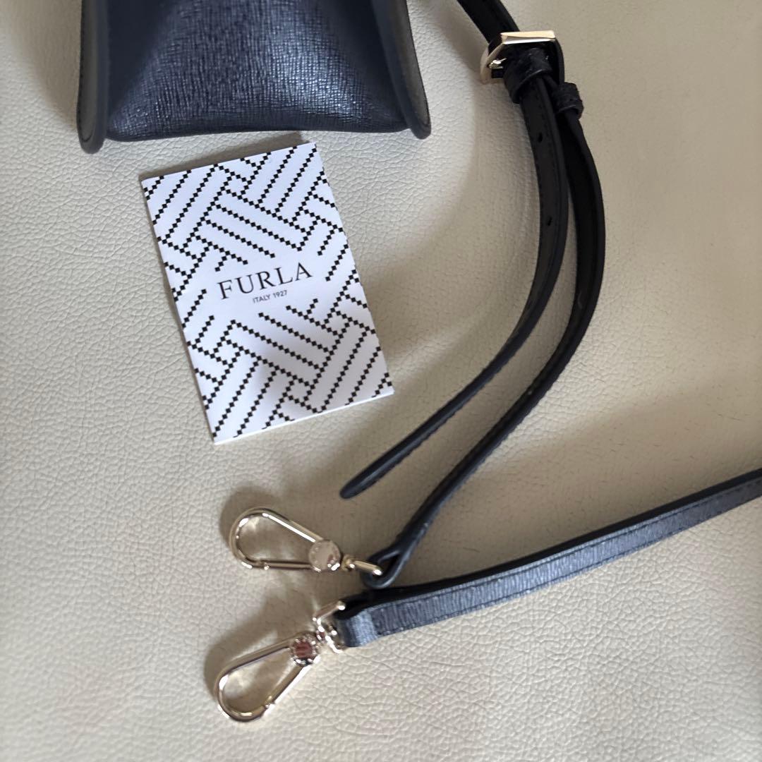 FURLA 黒 2wayハンドバッグ