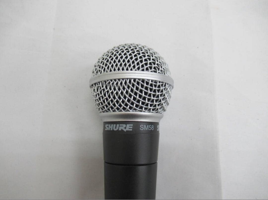 SHURE SM58 マイク 本体と付属品