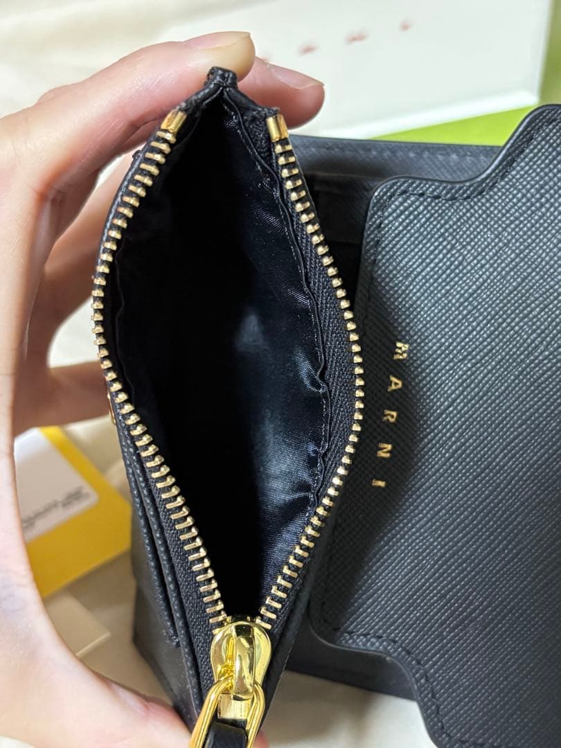 MARNI 三つ折り財布 ブラック