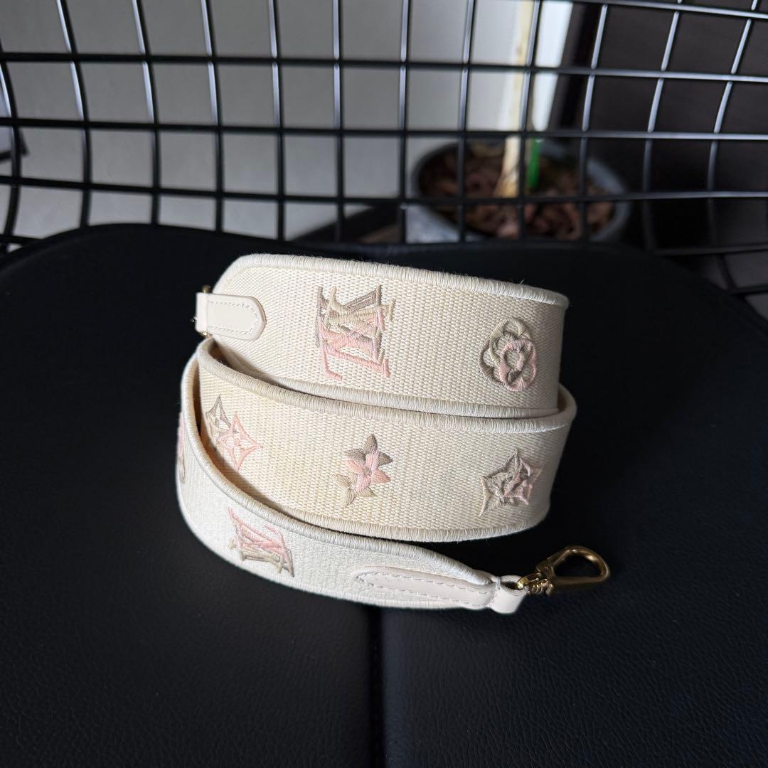 ルイヴィトン ツイスト MM エピ ショルダーバッグ ピンクベージュ 2WAY