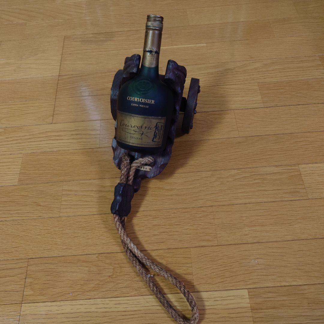 COURVOISIER Extra Vieille 木製キャリー付き