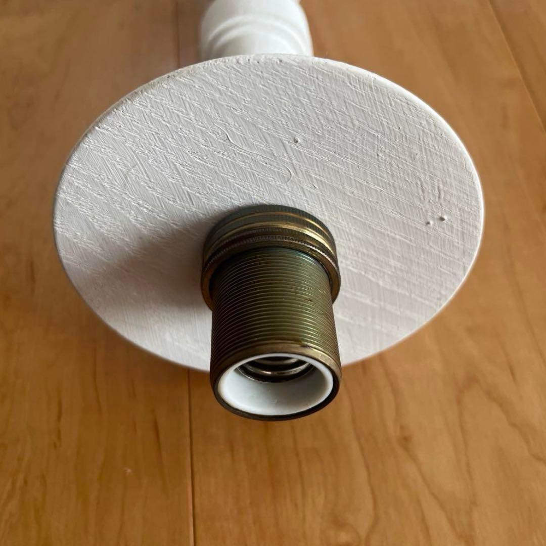 オルネドフォイユ　ウッドターニングランプ　ホワイト