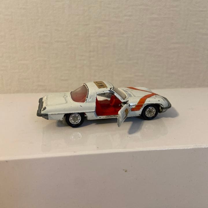 tomica COSMO SPORT 帰ってきたウルトラマン マットビハイクル