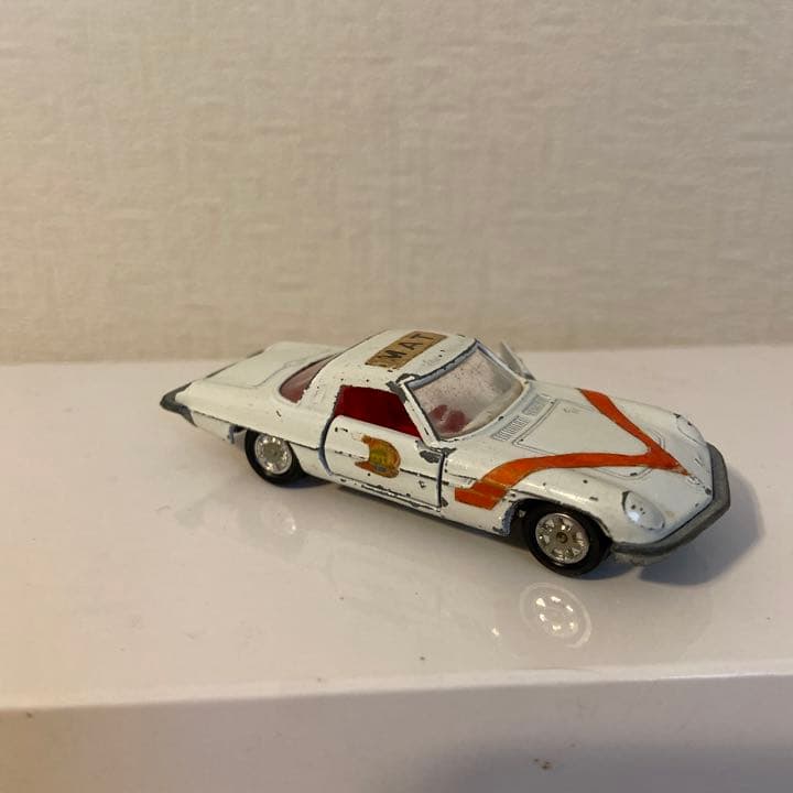 tomica COSMO SPORT 帰ってきたウルトラマン マットビハイクル
