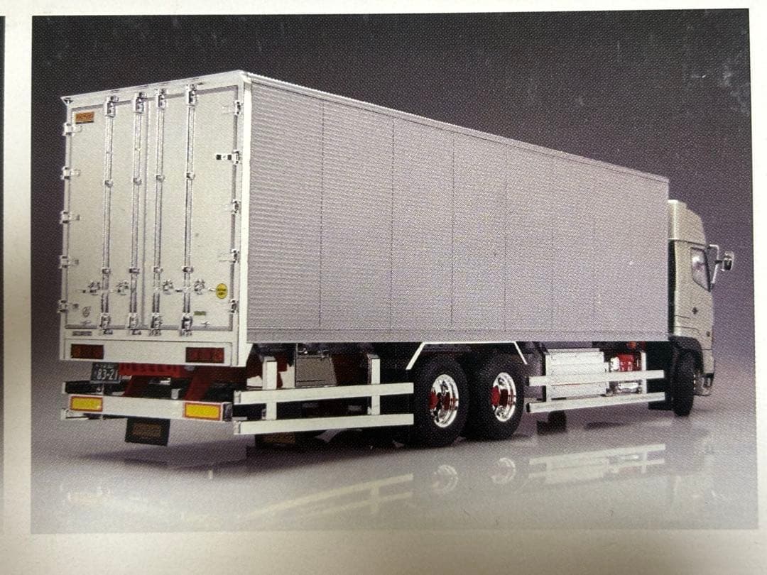 1/32 アオシマデコトラ　ヘビーフレイト　日野プロフィア