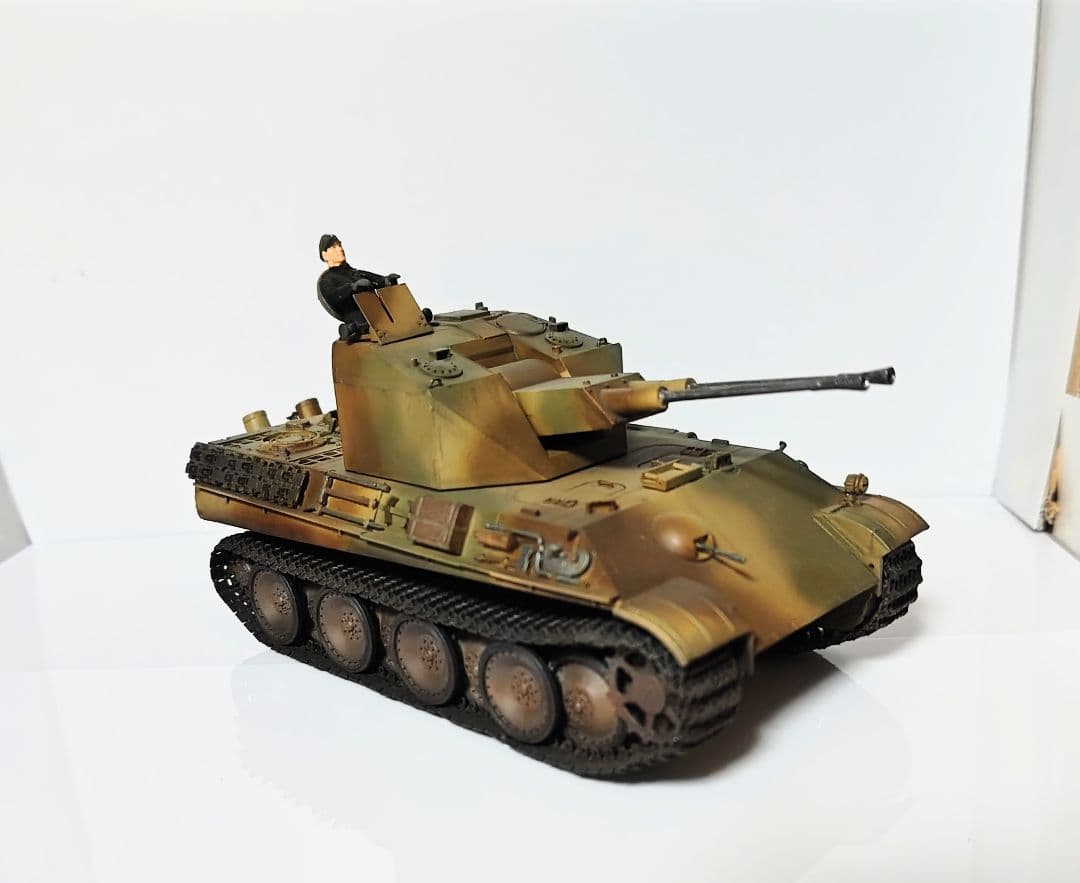 サイバーホビー1/35 ケーリアン対空戦車