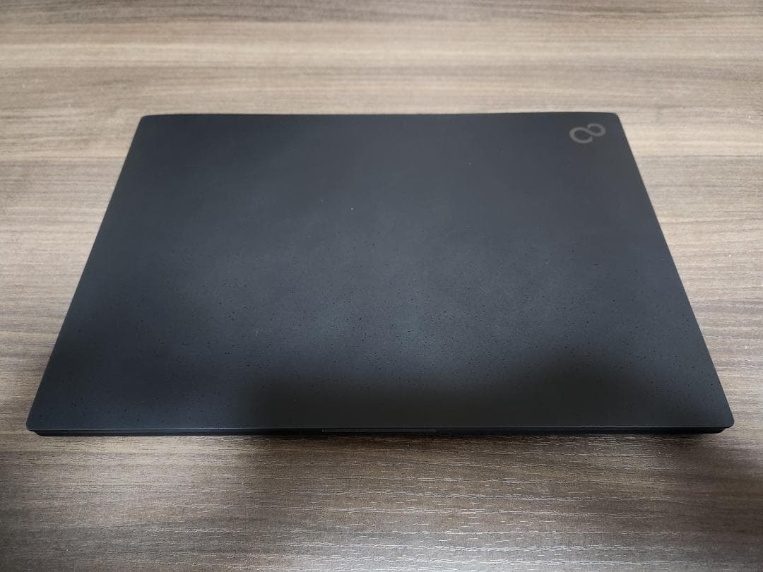 ほぼ未使用 LIFEBOOK UH i5-1235U 16GB Office他