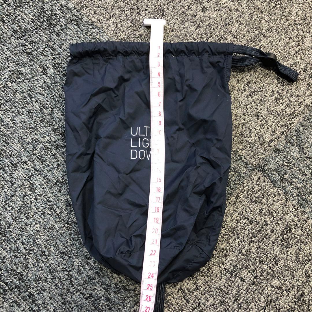 UNIQLOユニクロウルトラライトダウン収納袋　ジャケットサイズ