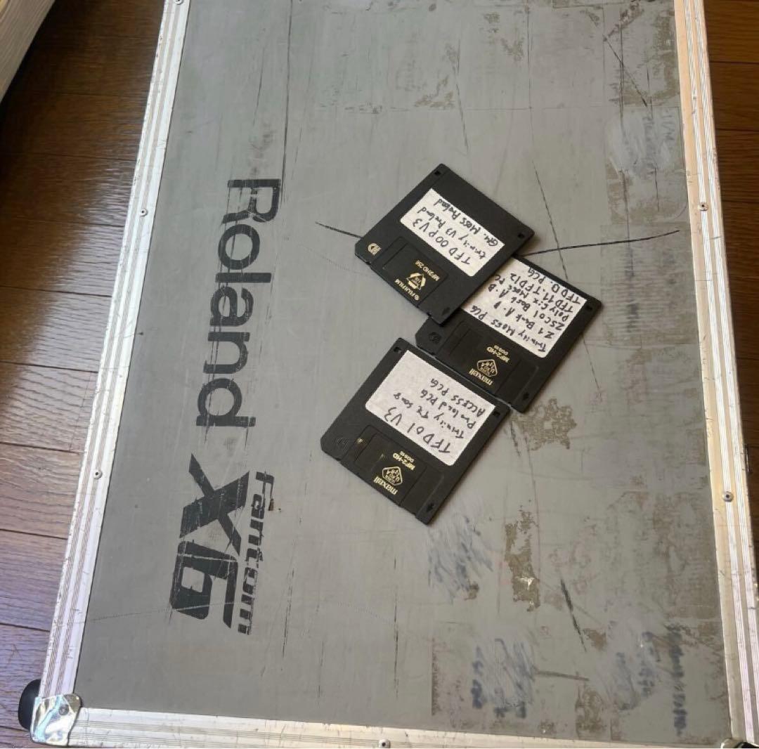 KORG TRINITY V3 tri-moss拡張済み　シンセサイザー