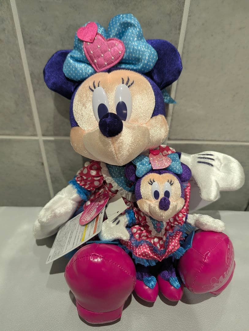 ディズニー　パルパルーザ　ミニーのファンダーランド　ぬいぐるみ　ぬいぐるみバッチ