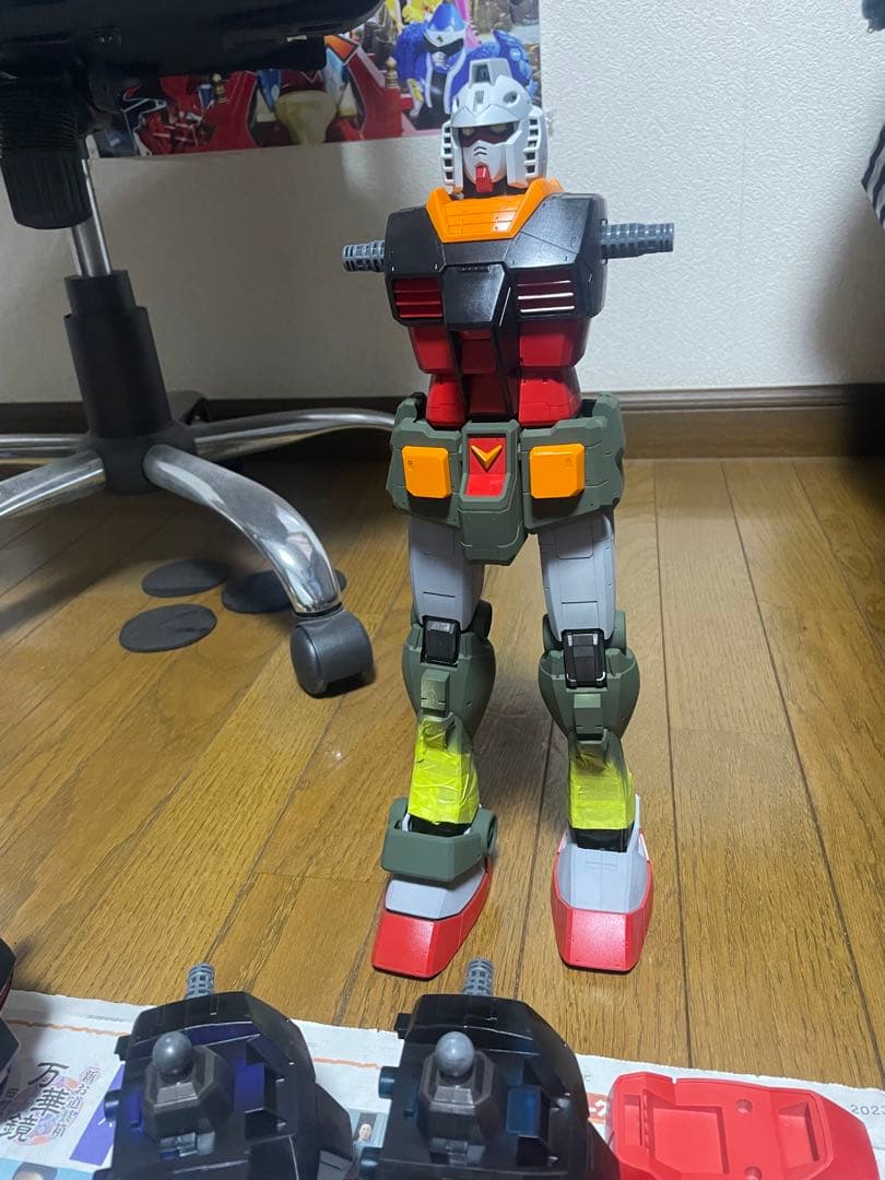 メガサイズガンダム1/48 　ザク　途中