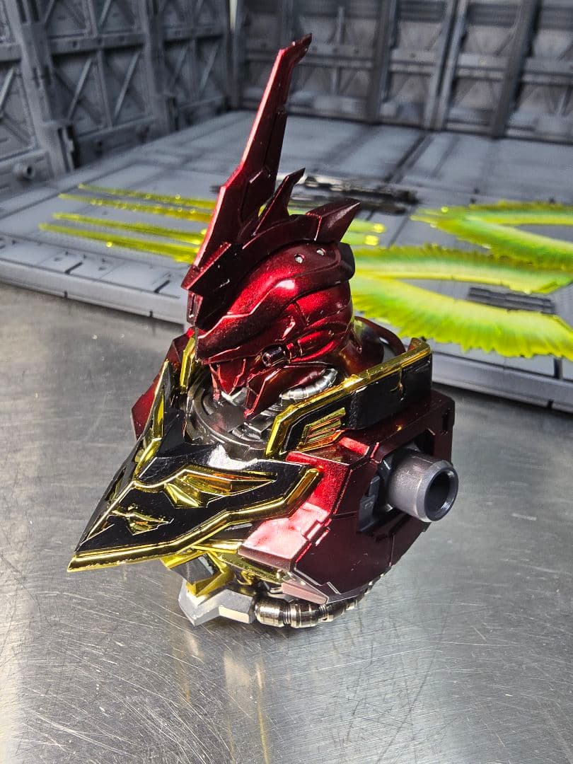 MGシナンジュ風　プラモデル全塗装