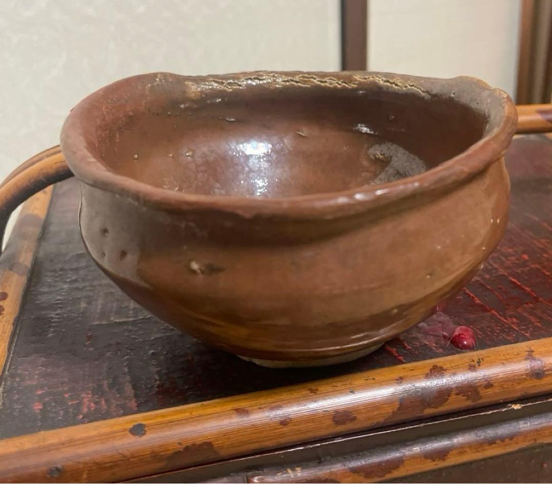 骨董品　江戸中期　瀬戸　茶碗　やぶれ　破れ　鉄釉　アンティーク　茶道具　陶芸