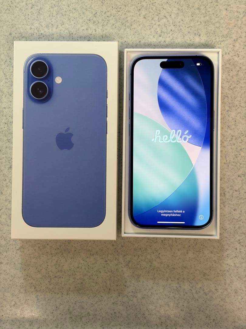 Apple iPhone 16 ブルー 256GB SIMフリー　本体