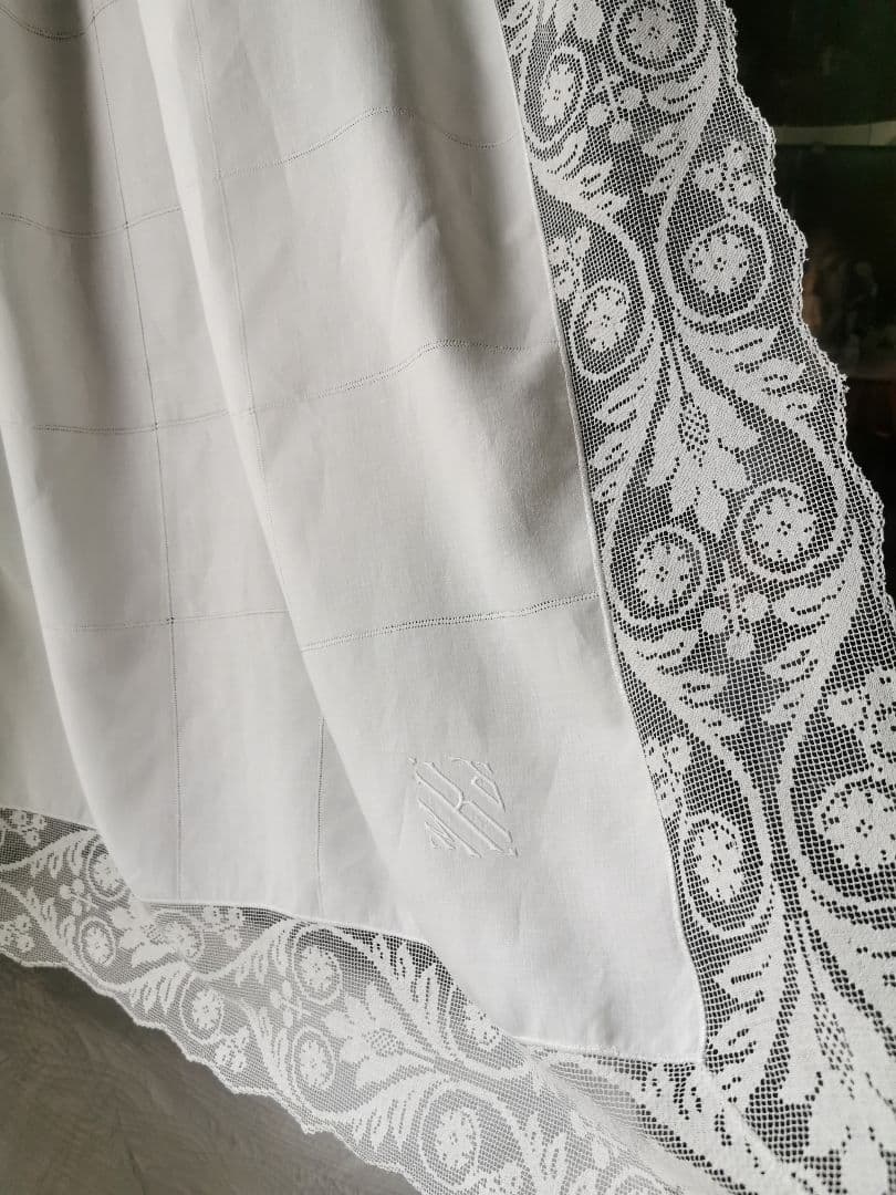 アンティーク 滑らかな細番手リネン フィレレース＆格子ドローンワーク 刺繍クロス