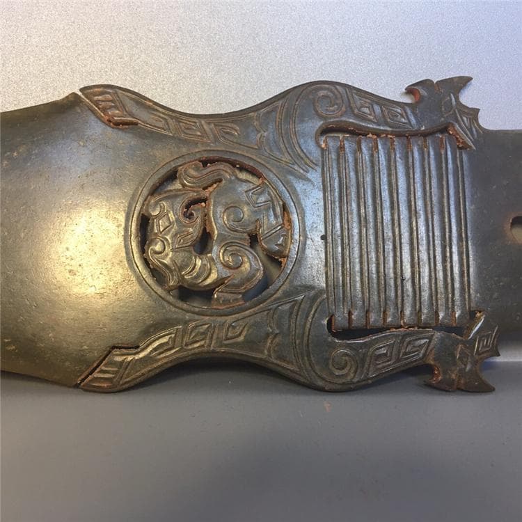 六禮儀の具：玉璋