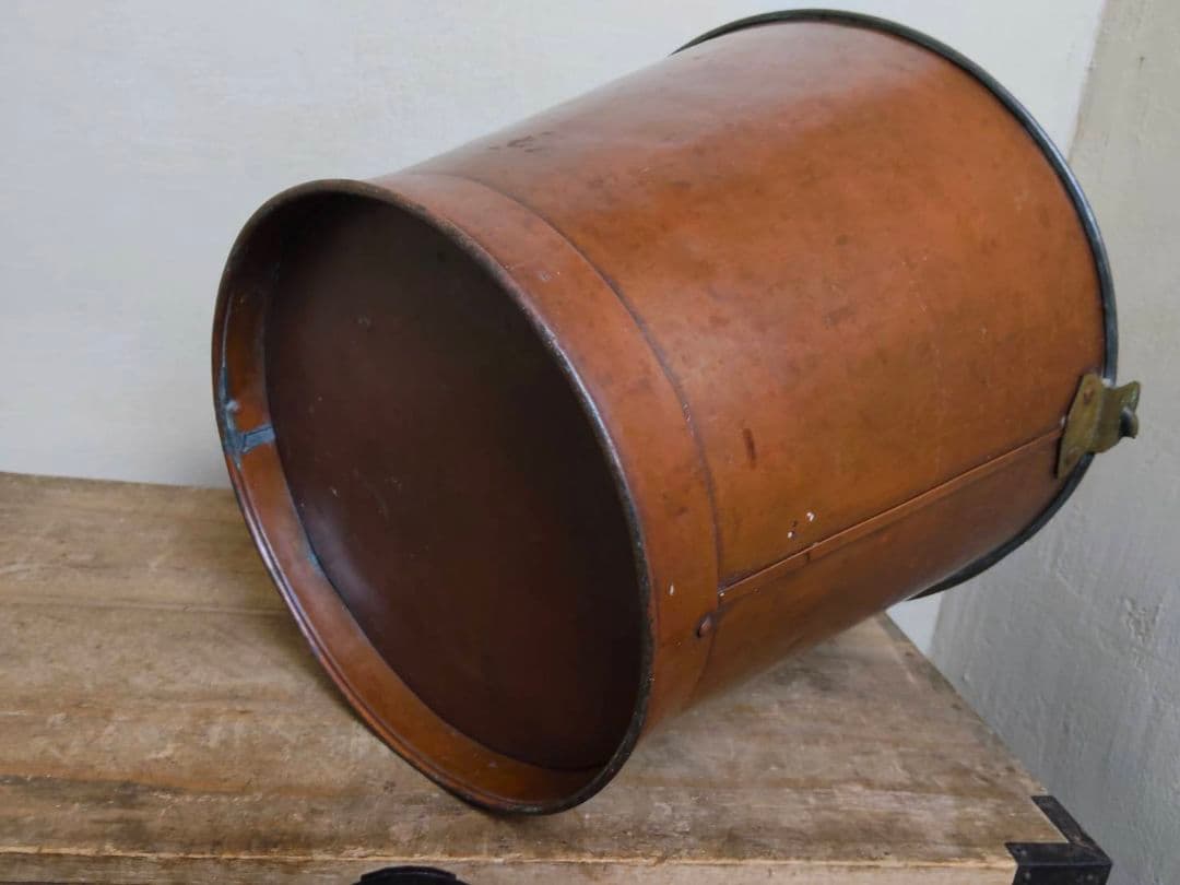 ★古い銅バケツ　シャビー　インダストリアル　昭和レトロ　古道具　アンティーク