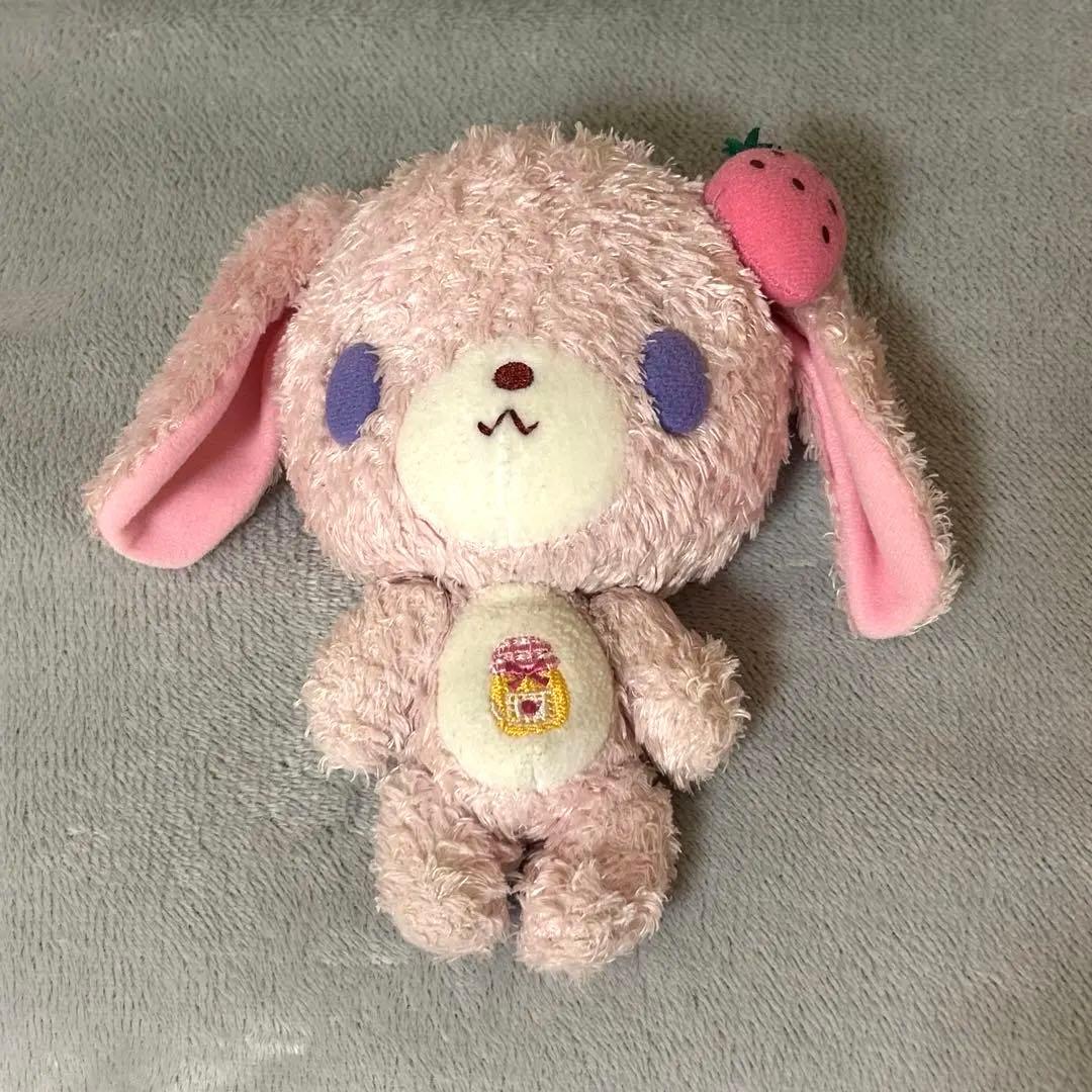 【1/12まで限定価格】サンリオ　シュガーバニーズ　ストロベリーうさのぬいぐるみ