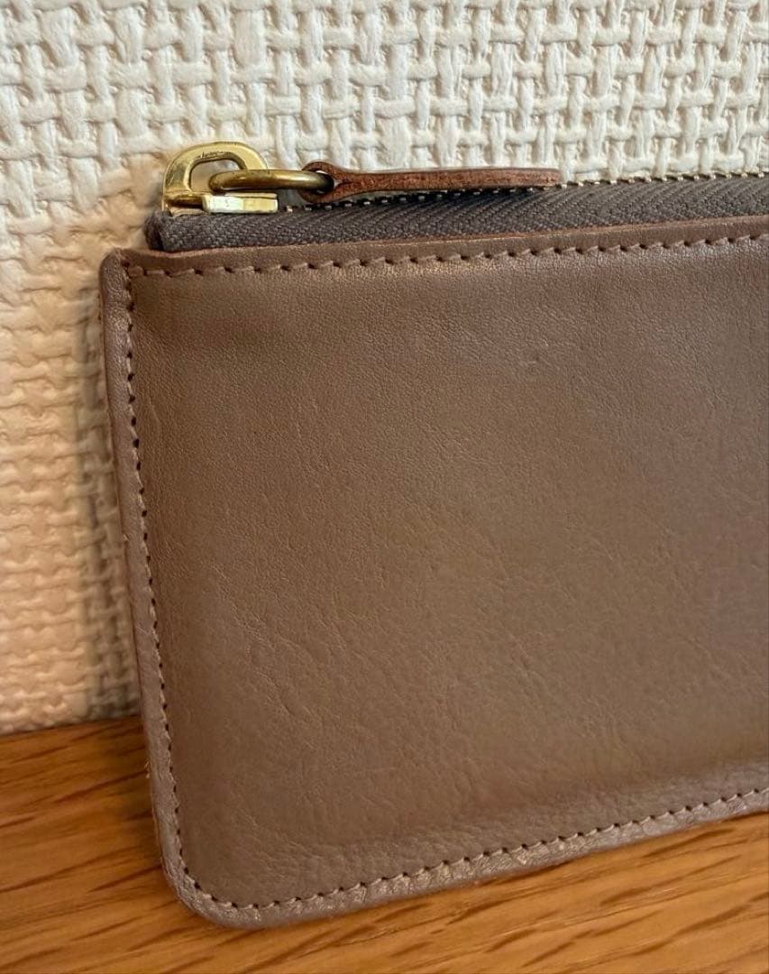 IL BISONTE イルビゾンテ　L字ファスナーケース　グレージュ