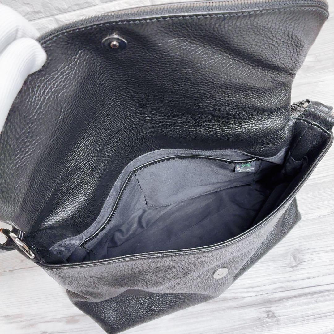 【ステファノマーノ】 ショルダーバッグ レザー 黒 イタリア 肩がけ シボ革