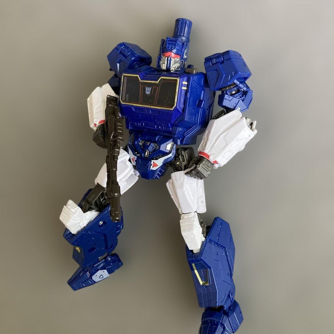 サウンドウェーブ　トランスフォーマー　スタジオシリーズ　劇場版バンブルビー