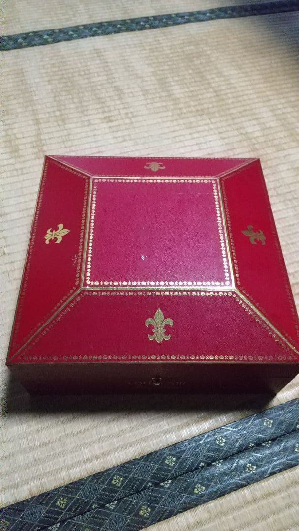 けっこう前に知り合いから頂いた物です。