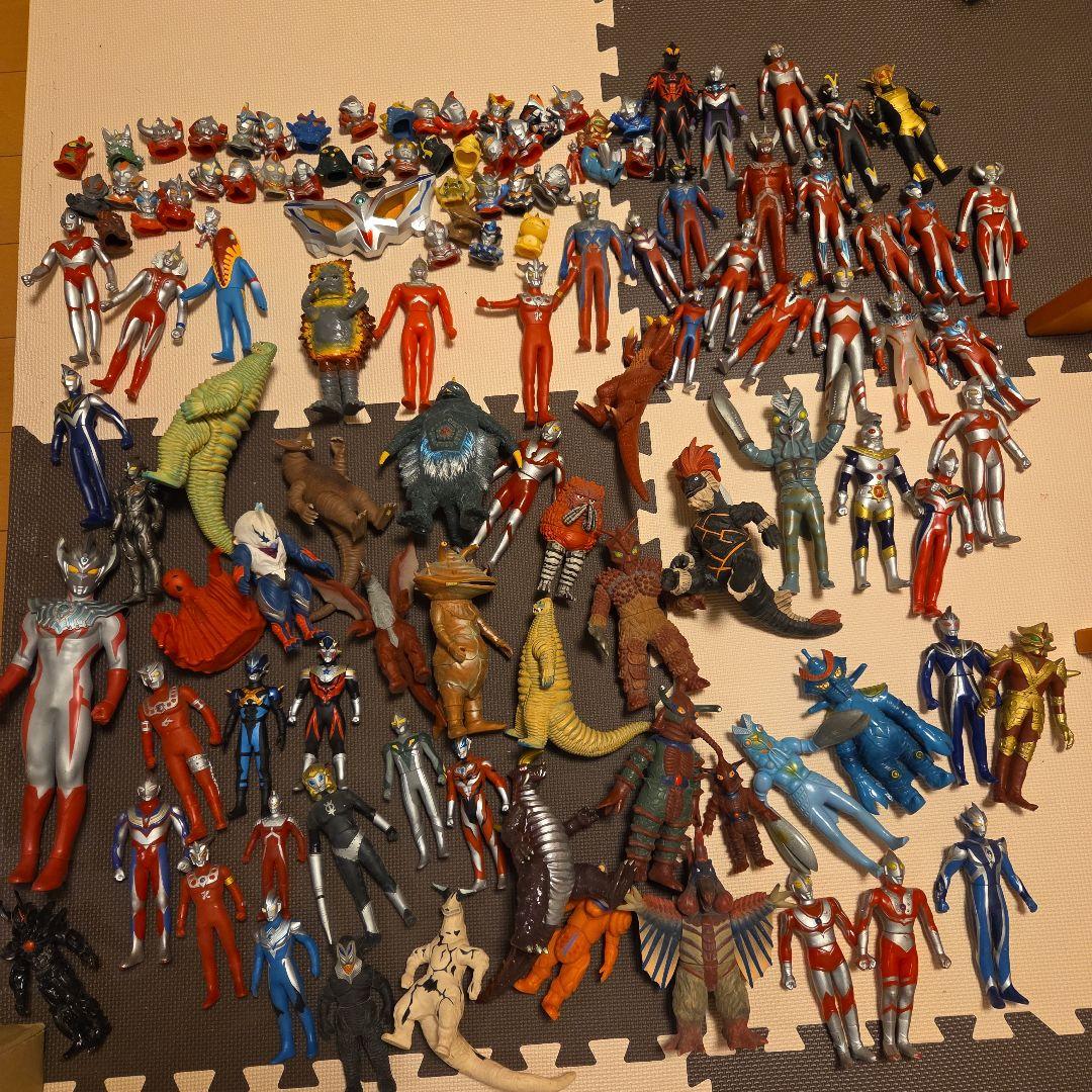 ウルトラマンフィギュアセット多数