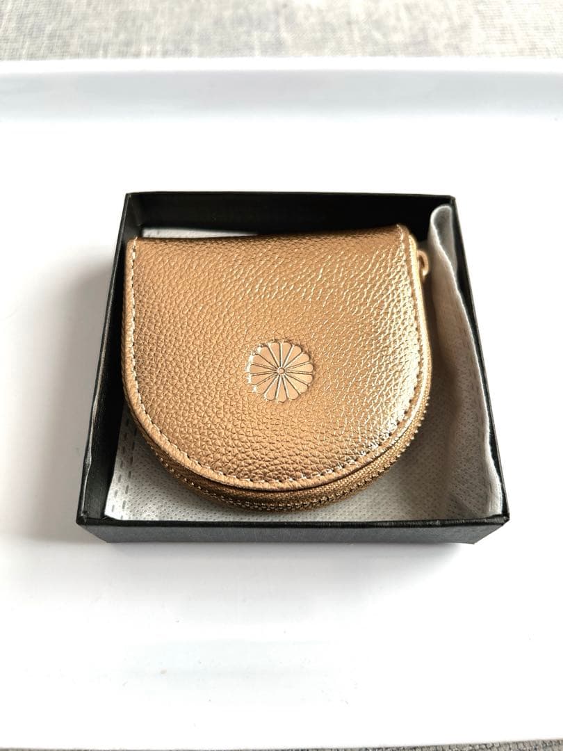 皇居限定　ケース　ゴールド