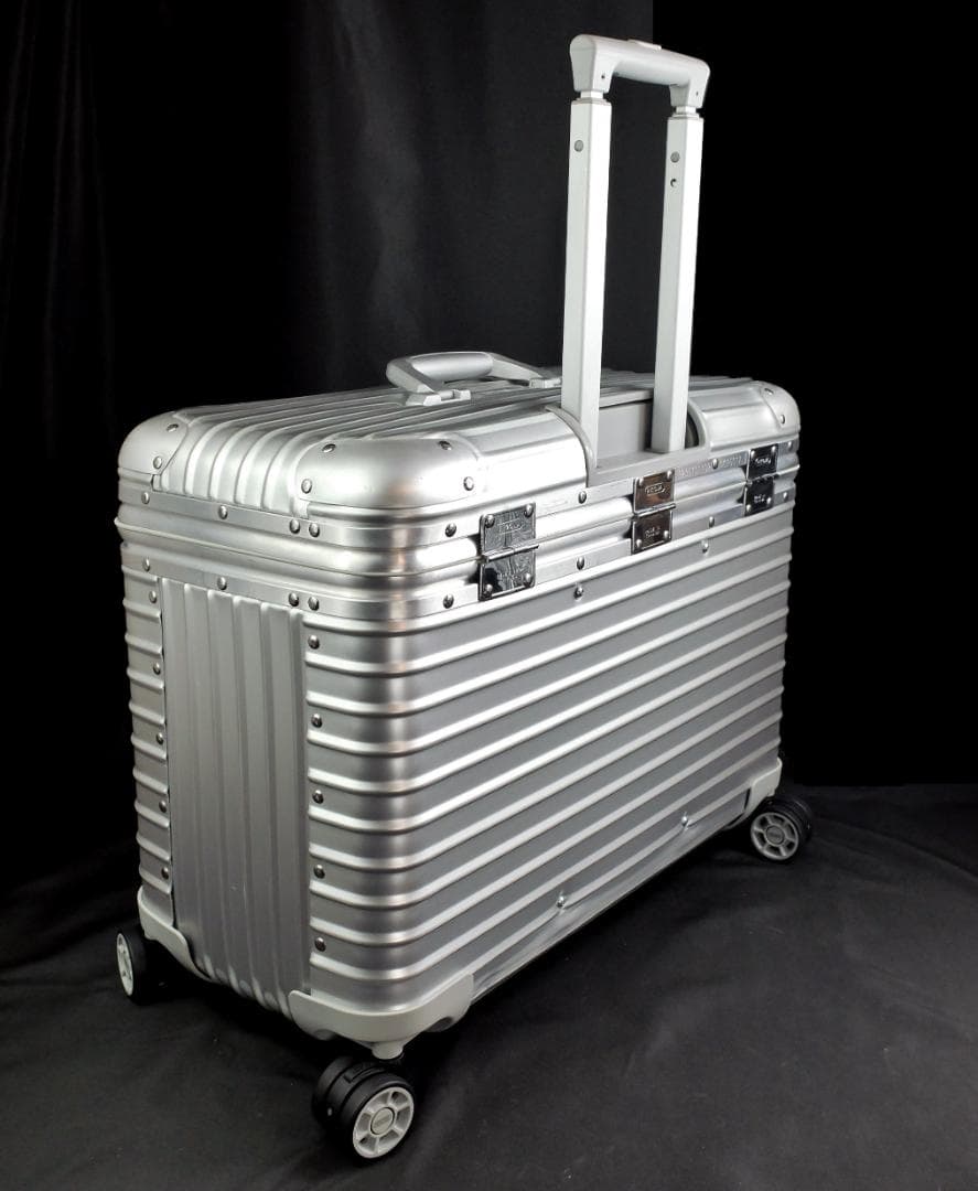 リモワ 932.51『トパーズ』4輪 パイロット・トロリー 廃盤 39L 新同