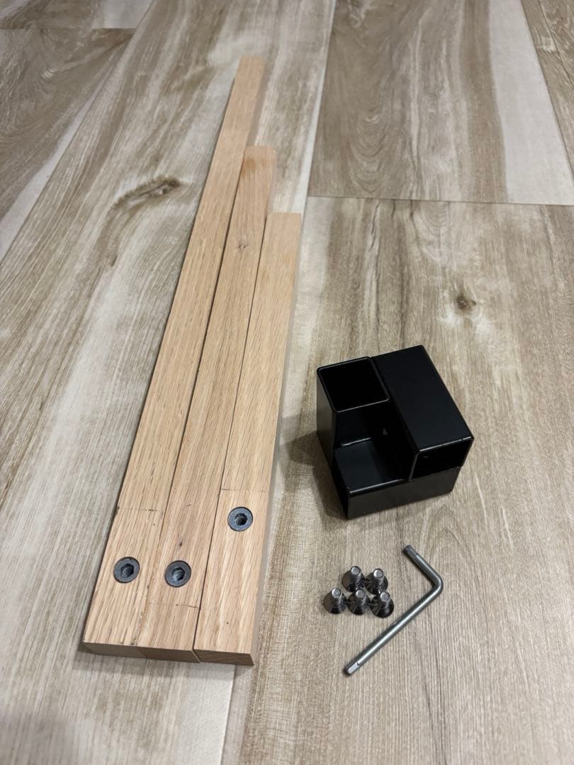 DUENDE TRE サイドテーブル / kanademono