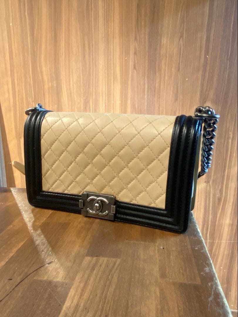♡*様 ボーイシャネル25 バイカラー チェーン ショルダーバッグ　ベージュ ラ